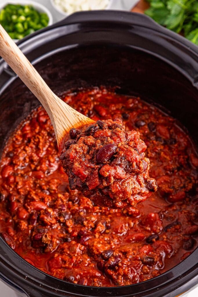 Chili in a slow cooker.