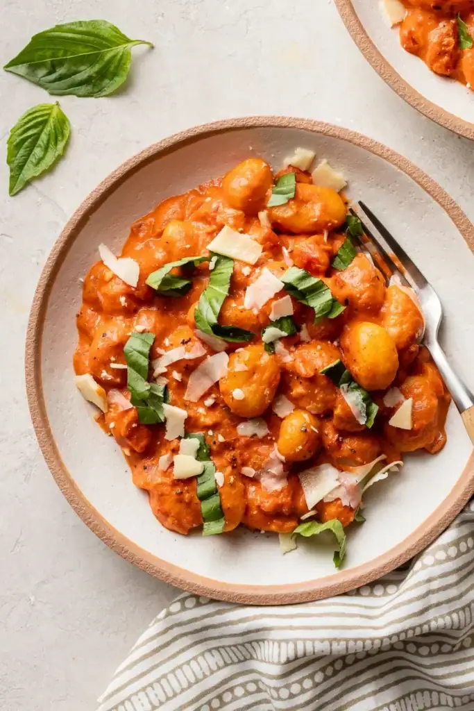 Gnocchi alla vodka on a plate.