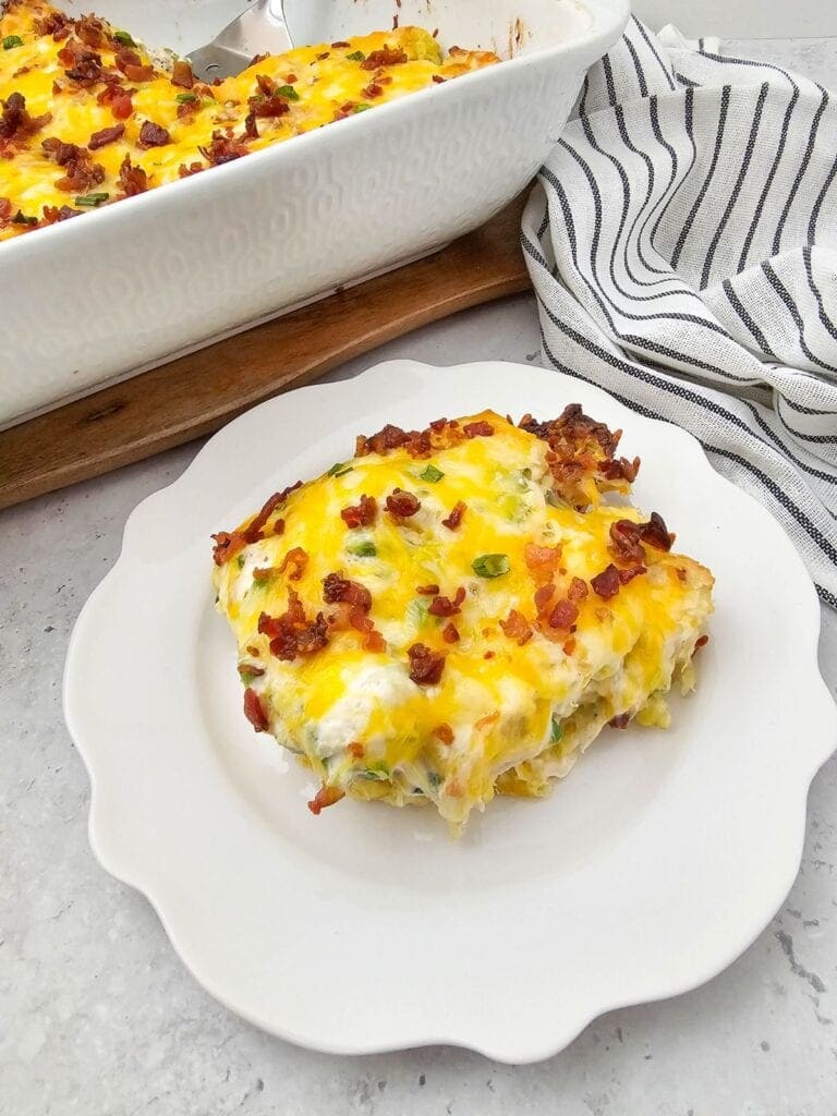 Jalapeño popper chicken casserole on a plate.